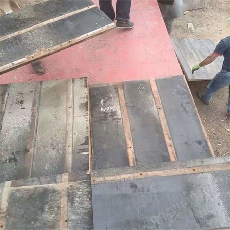 空心砖船板 来发 空心砖机船板 免烧砖托板竹胶板 生产厂家