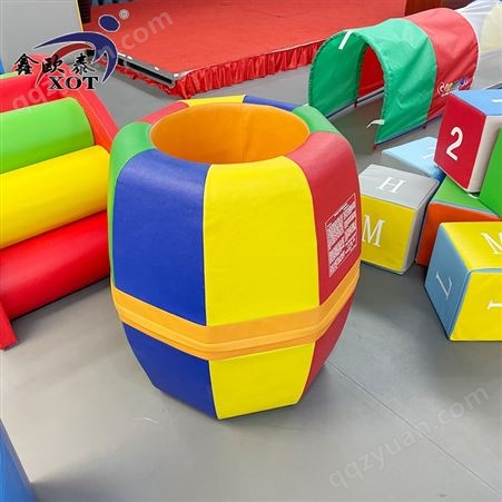 爬行运动感统训练器材 亲子园幼儿园教具 软体彩色滚筒
