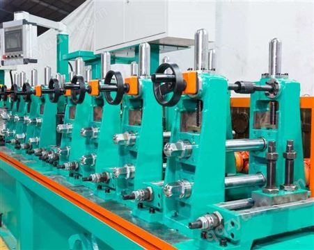 生产钢管线设备 不锈钢焊管机 钢管管材制管机生产线 调试简单