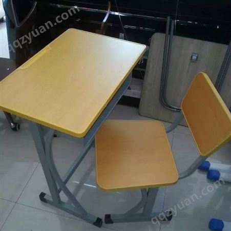 中小学生教室加大升降学习桌浩威家具