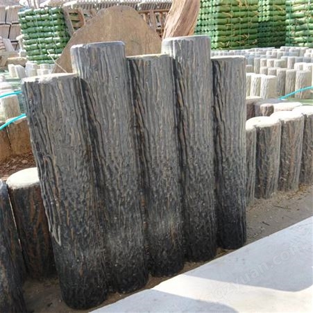 景区护坡水泥仿木桩围栏 绿化隔离钢筋混凝土树桩 成品五连排木桩
