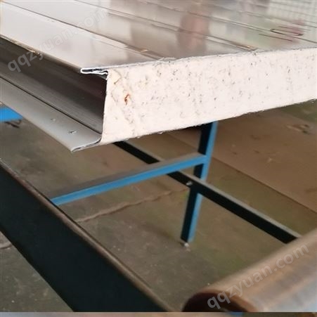 隔音聚氨酯保温净化彩钢板支持定制冷库板外墙板